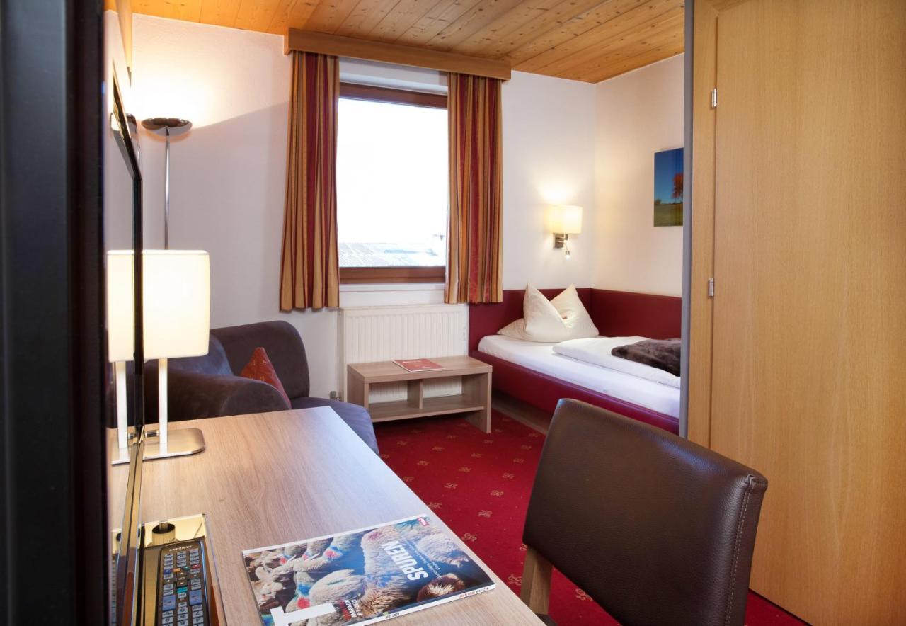 Hotel Bruno ฟือเกน ภายนอก รูปภาพ