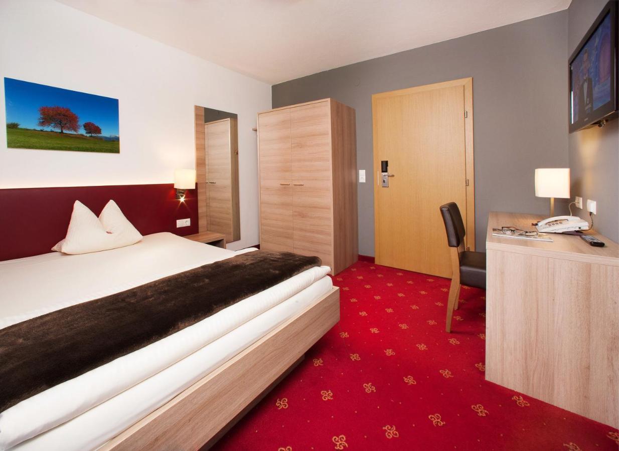 Hotel Bruno ฟือเกน ภายนอก รูปภาพ