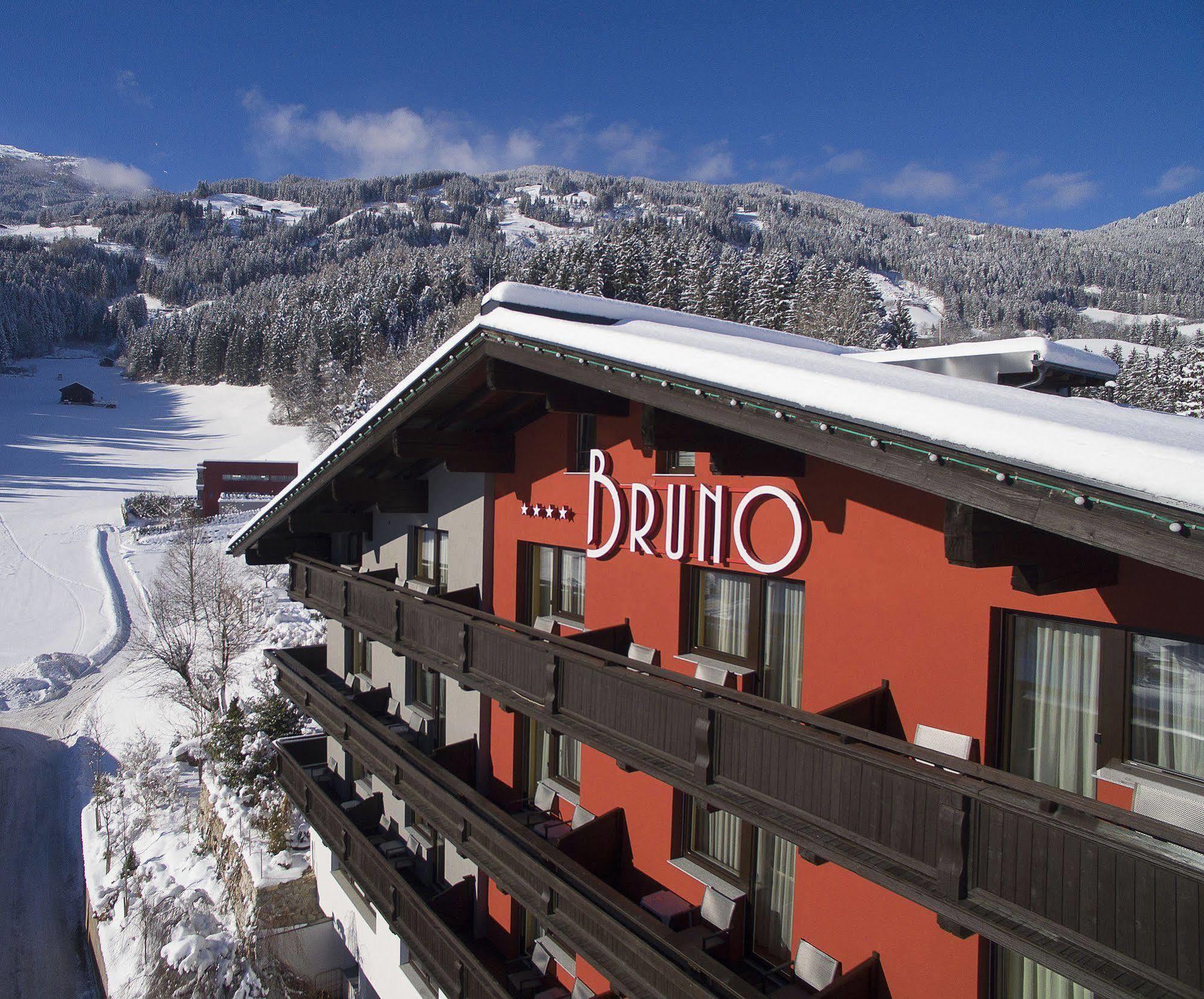 Hotel Bruno ฟือเกน ภายนอก รูปภาพ