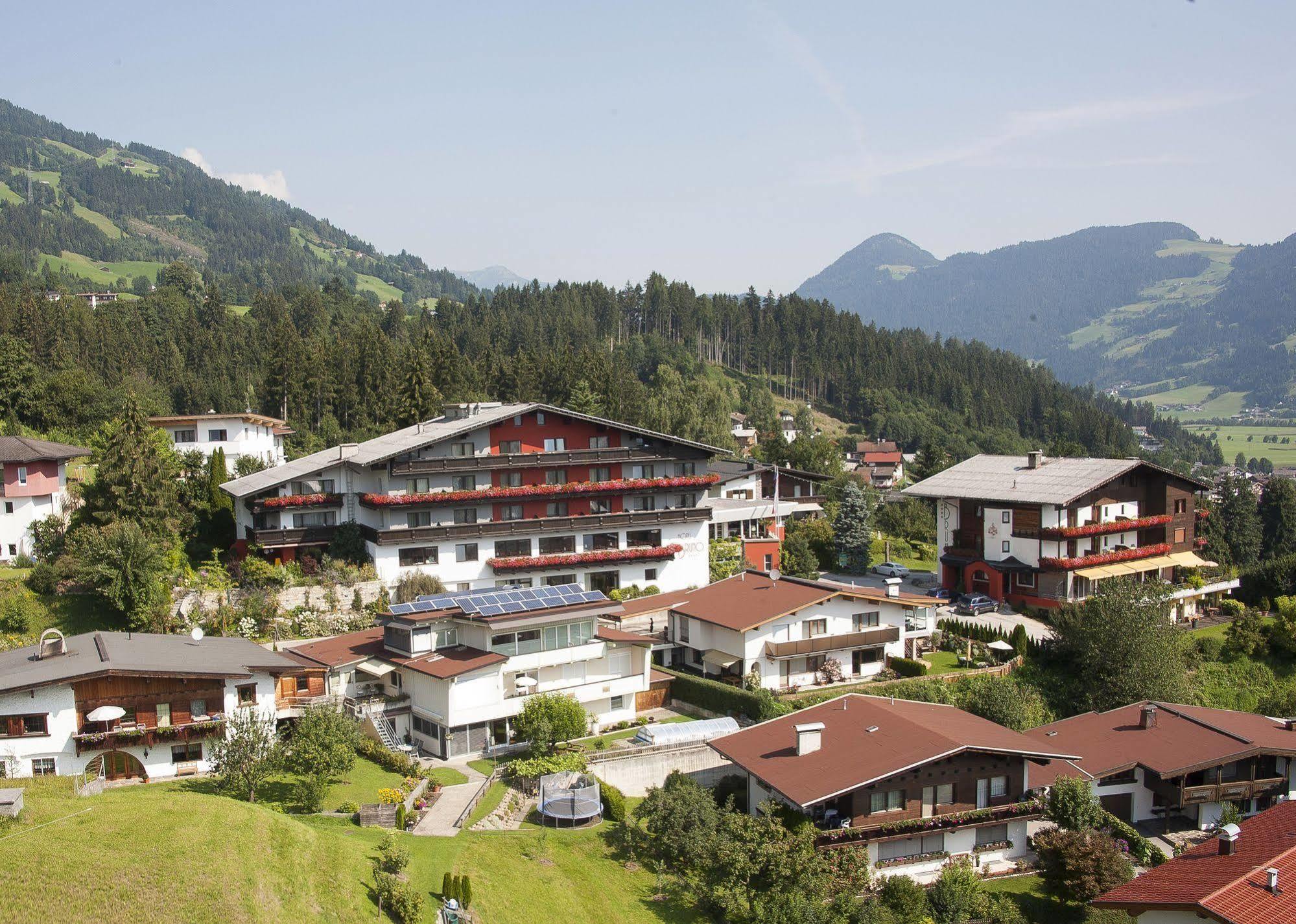 Hotel Bruno ฟือเกน ภายนอก รูปภาพ